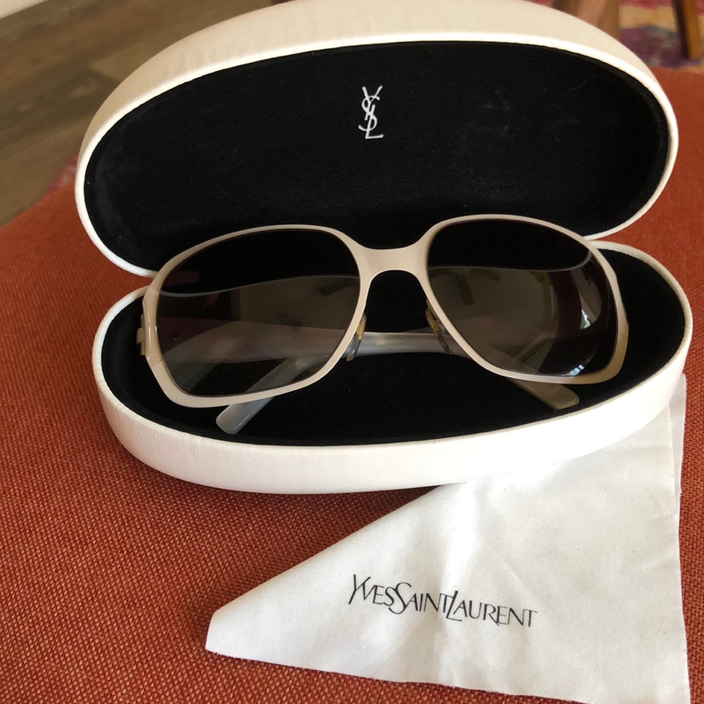 YSL✨pearlescent oversized sunglasses